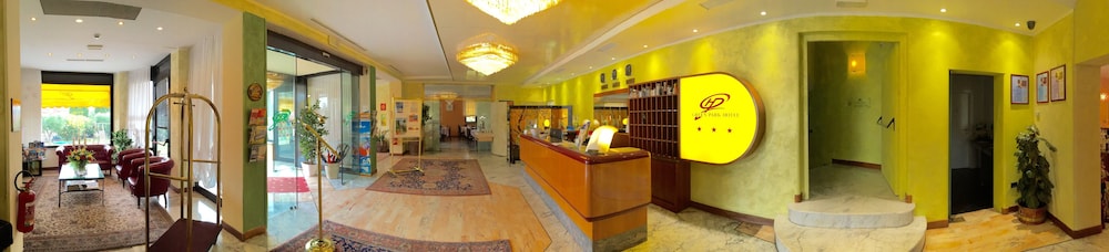 GREEN PARK HOTEL 65/77