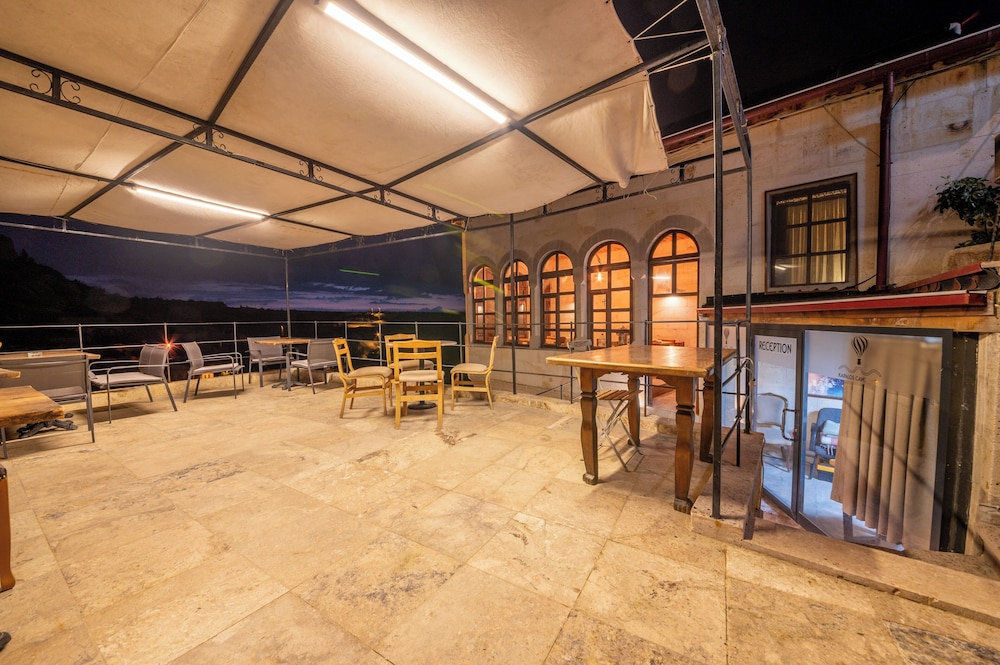 Kapalos Cave Hotel 28/47