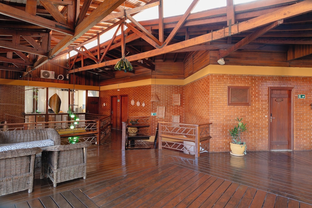 Hotel Pira Miuna 12/74