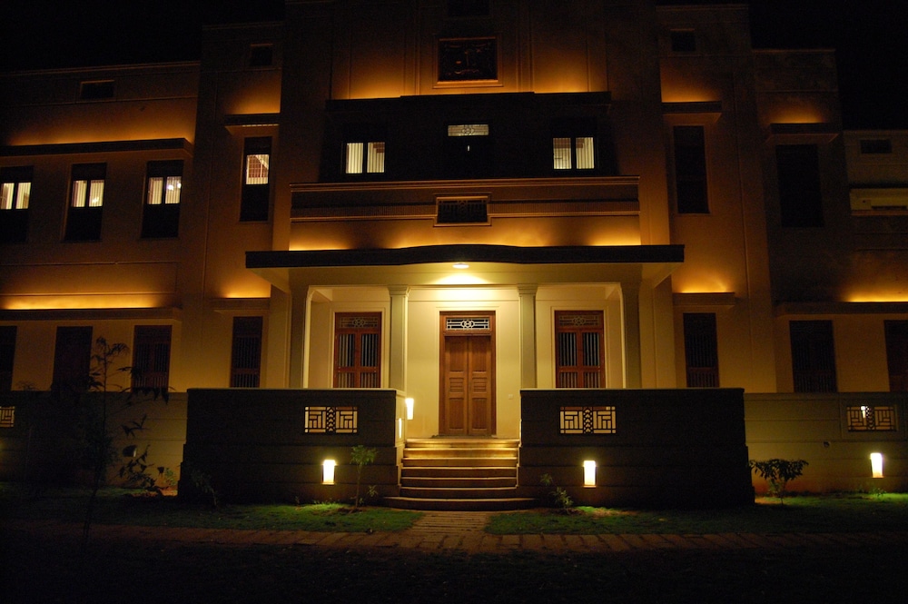 Visalam Hotel 1/33