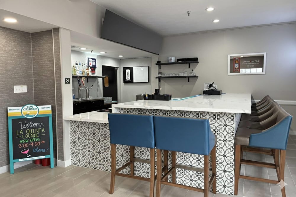 La Quinta Inn & Suites by Wyndham Safford Copper Valley 16/21