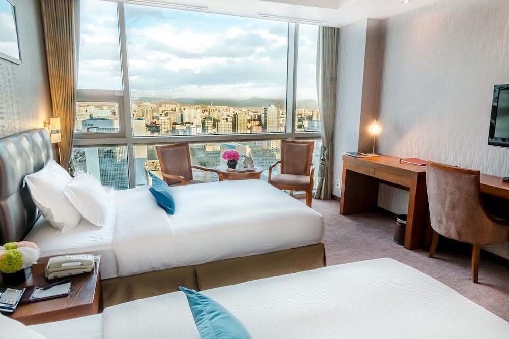 Deluxe, 2 Queen Beds