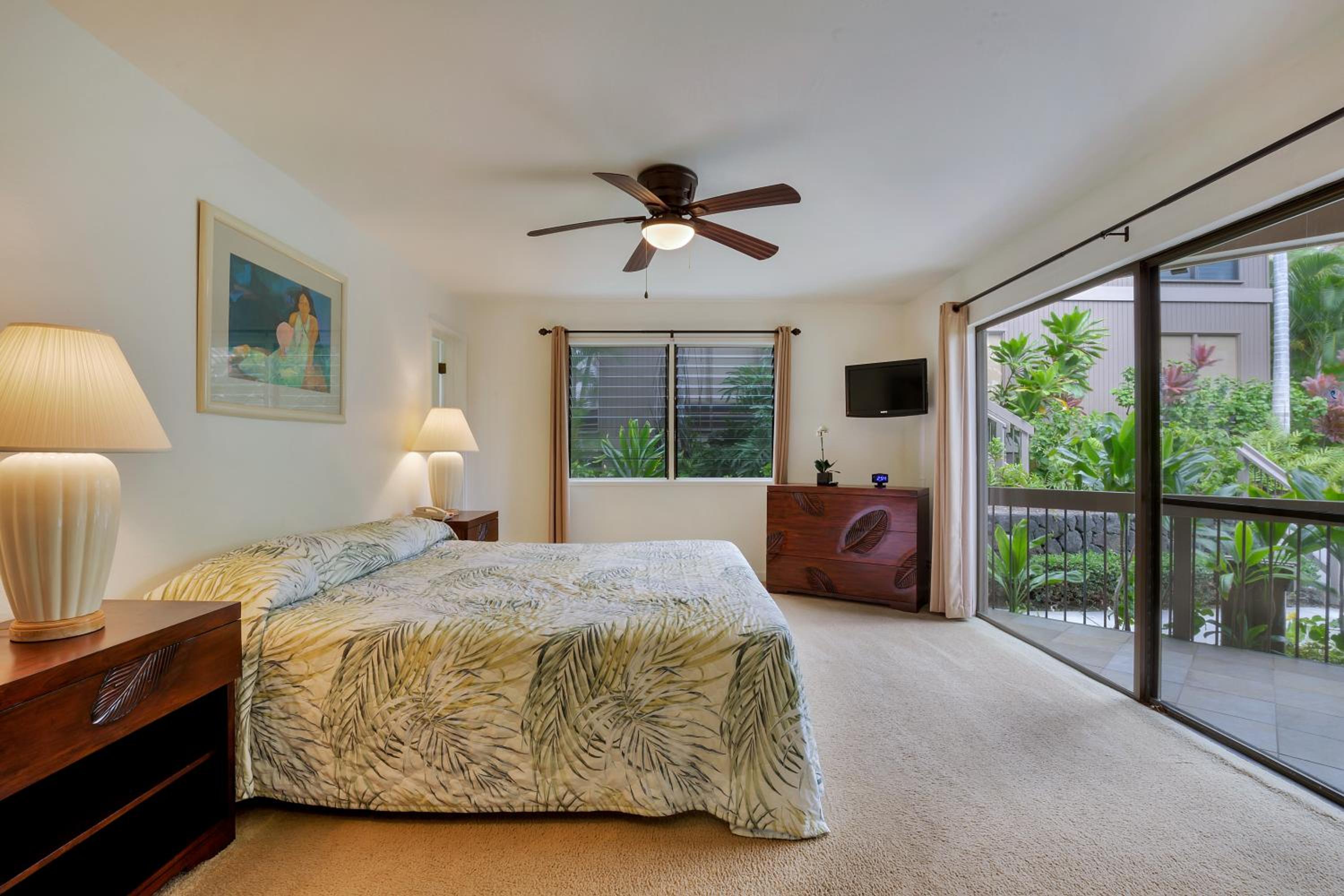1 BEDROOM, PARTIAL OCEAN VIEW