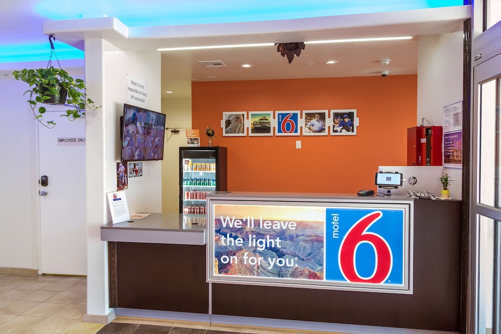 Motel6 Houston, TX - North 17/55