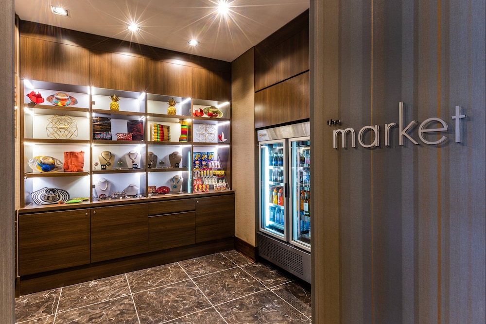 Lobby at Courtyard By Marriott Bogota Airport, BOGOTA