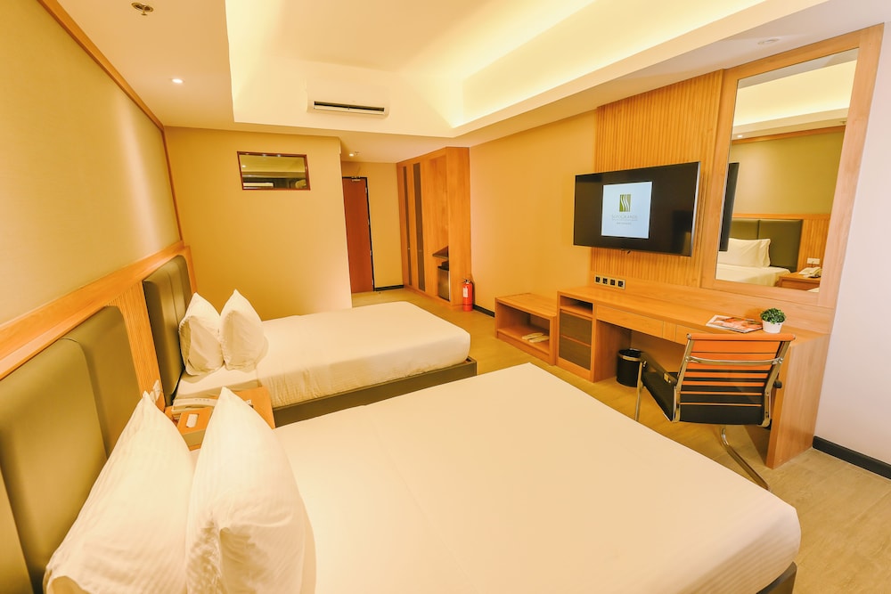 Sotogrande Hotel and Convention Center Batangas 9/38