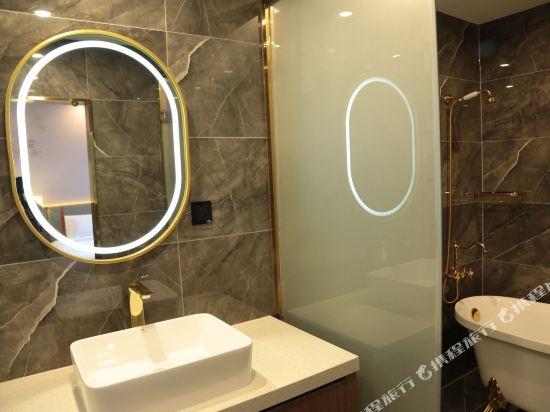 Chonpines Hotel (Beijing Wangfujing Nanluoguxiang Store) 33/33