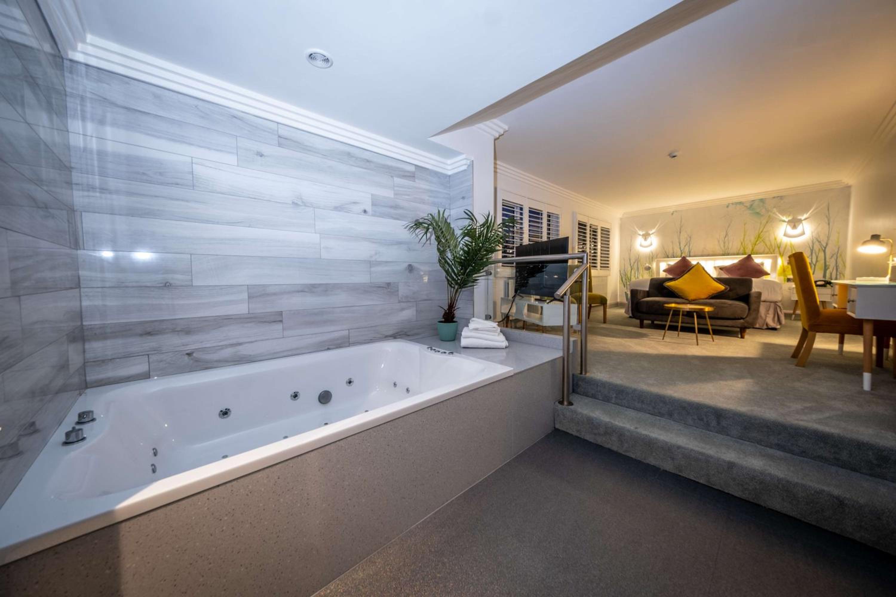 Presidential, Suite, King Bed