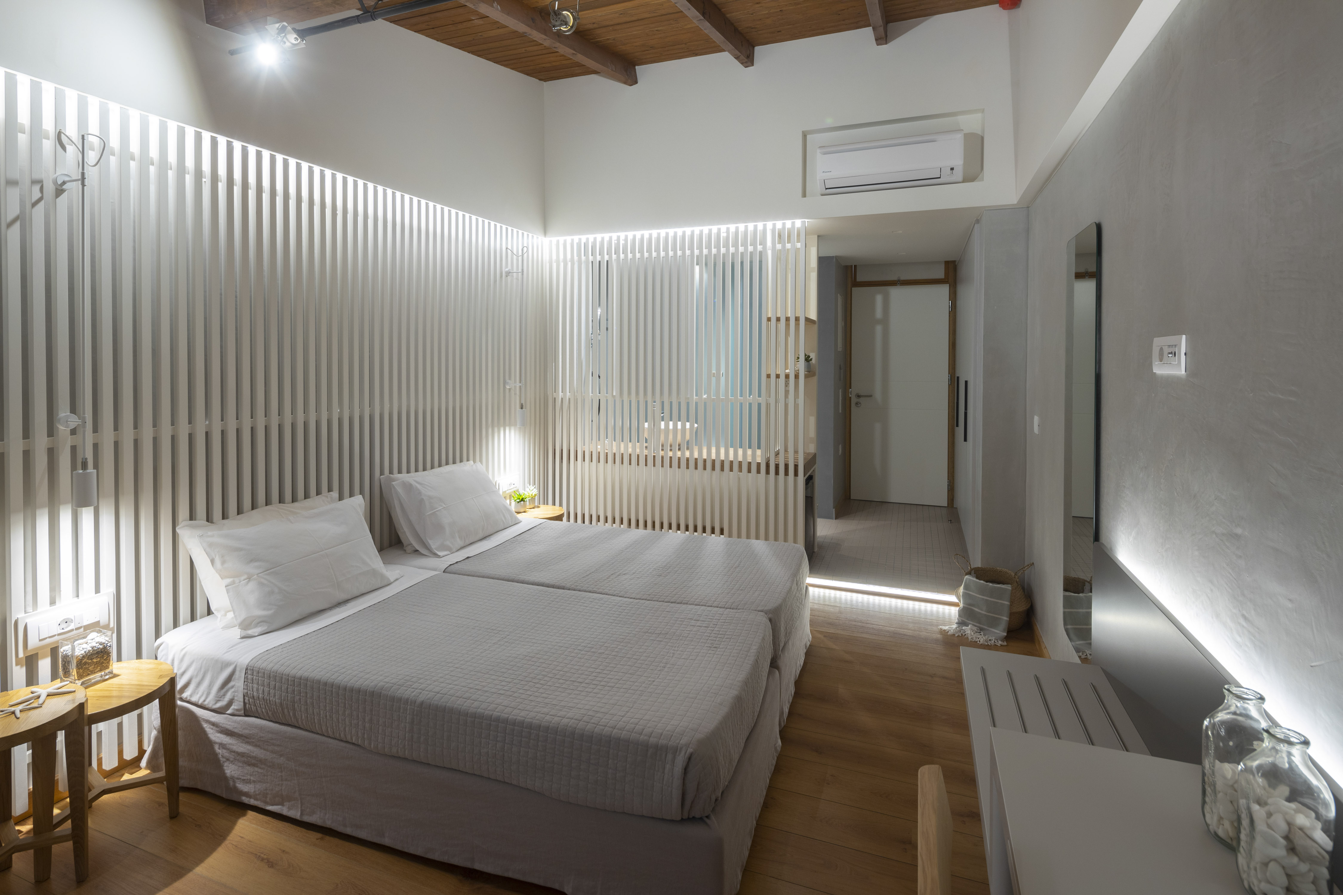 JUNIOR SUITE, INTERIOR VIEW