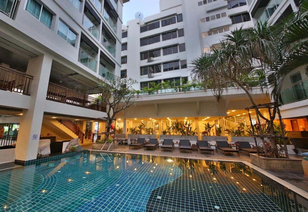 Sunshine Hotel and Residences in PATTAYA