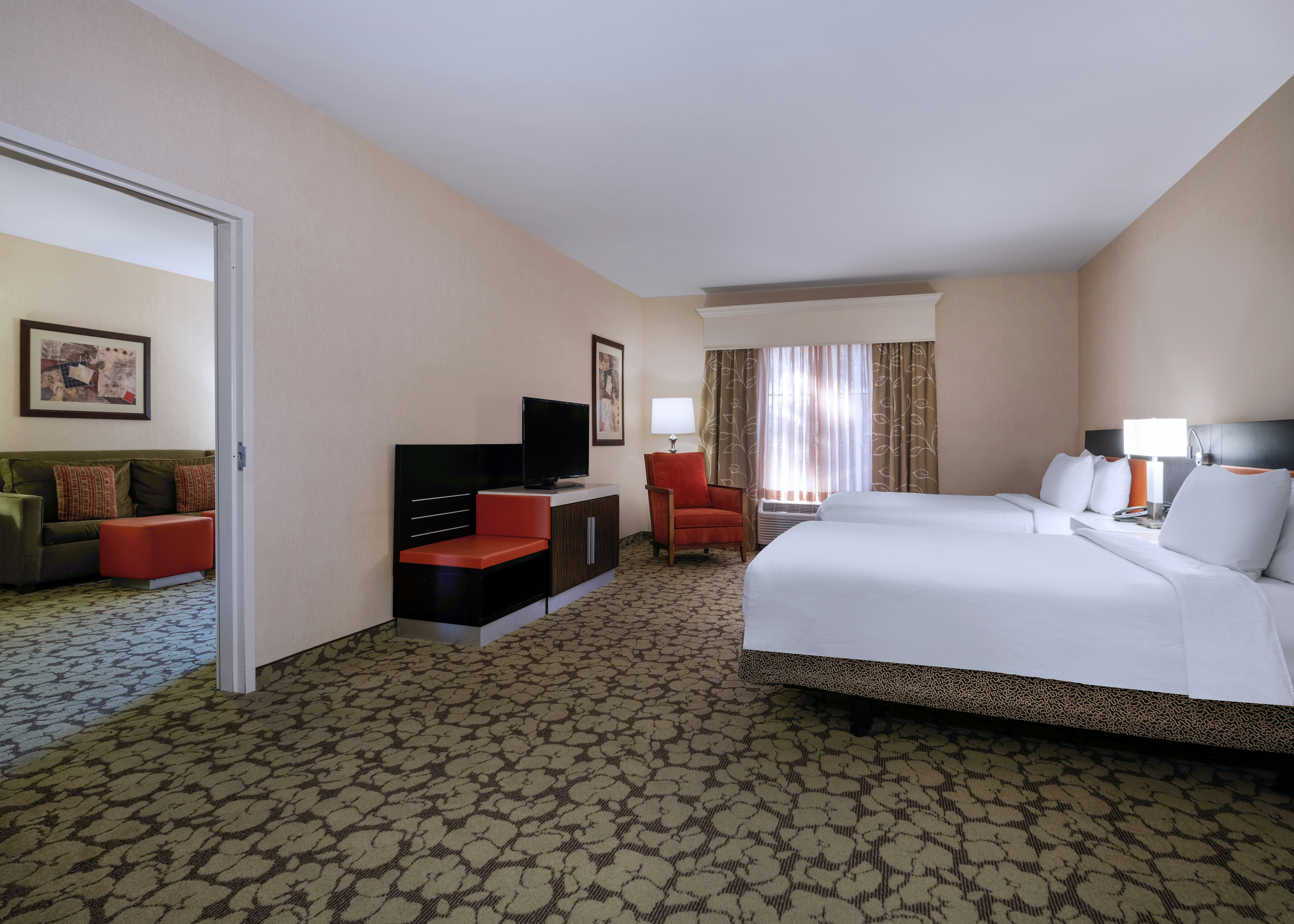 SUITE, 2 QUEEN BEDS, ACCESSIBLE