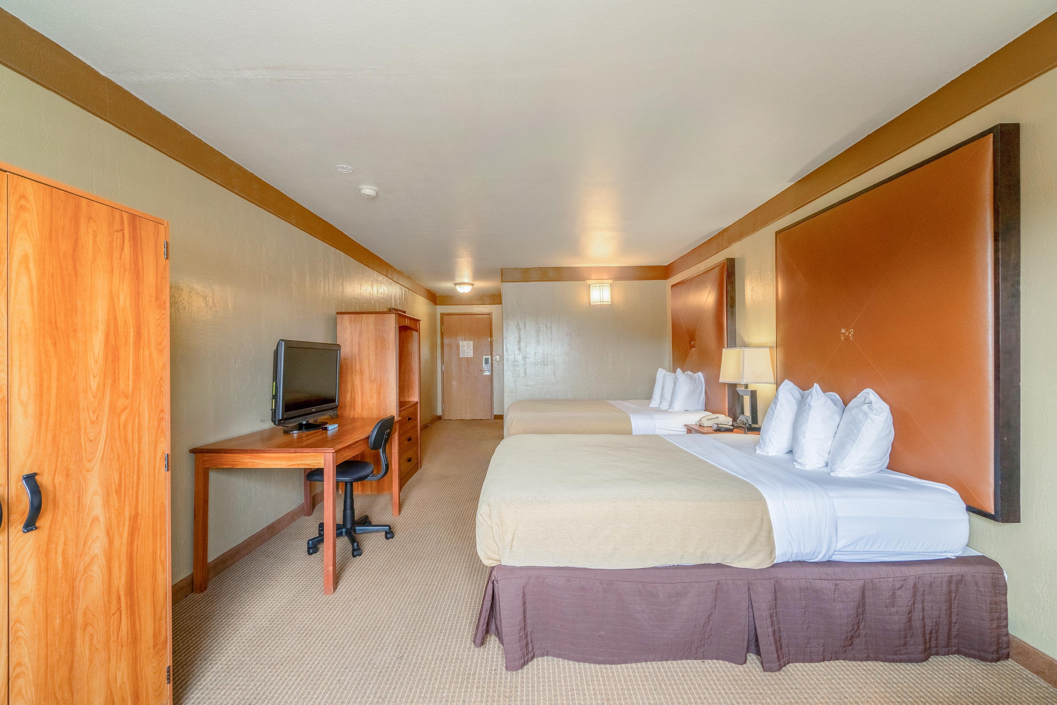 Days Inn & Suites by Wyndham Beeville 14/42