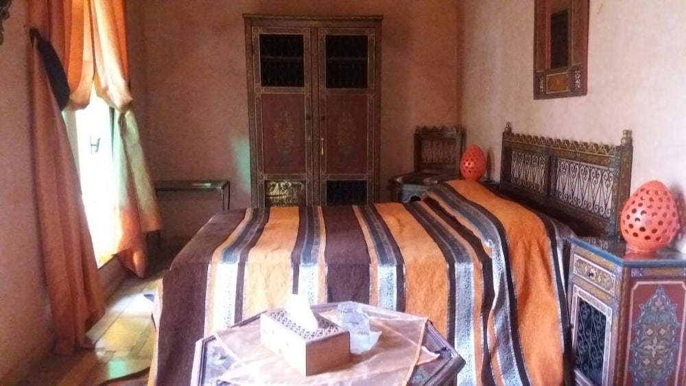 RIAD HABIB 11/42