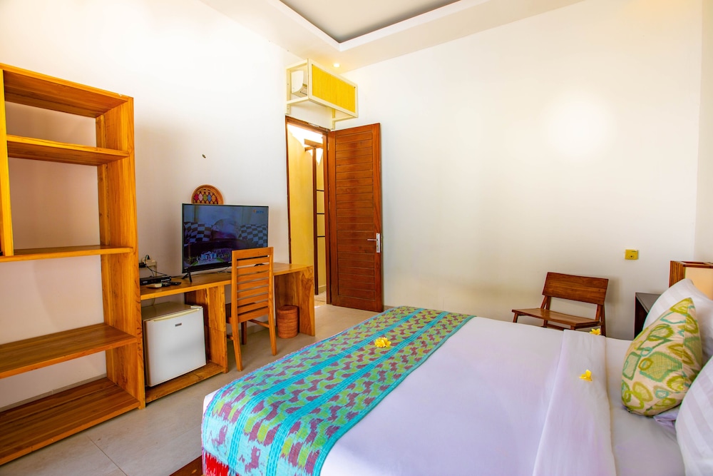 Gili Sands Hotel & Bar 23/66