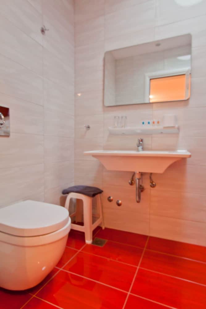 Milena Hotel 40/45
