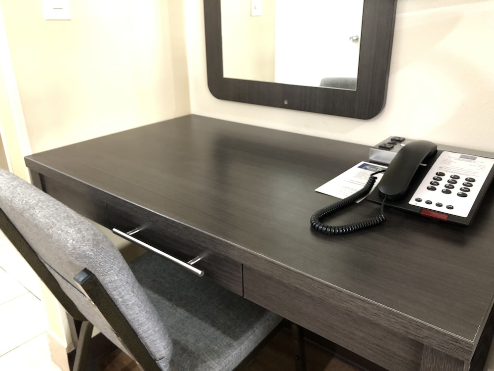 Simply Home Inn Suites 40/46