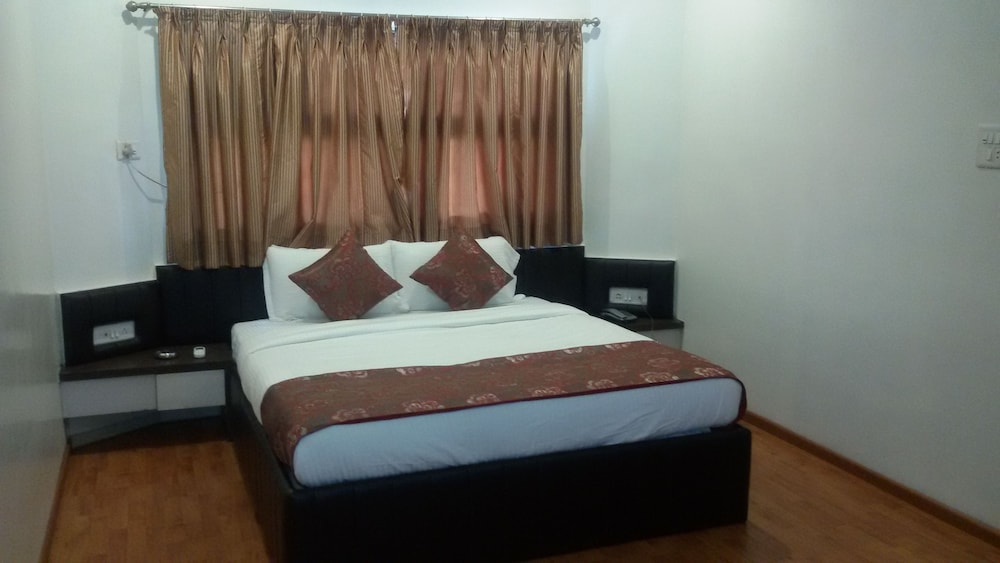 Hotel Vijay Residency 11/33