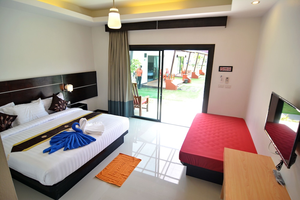 Golden Bay Cottage 36/75
