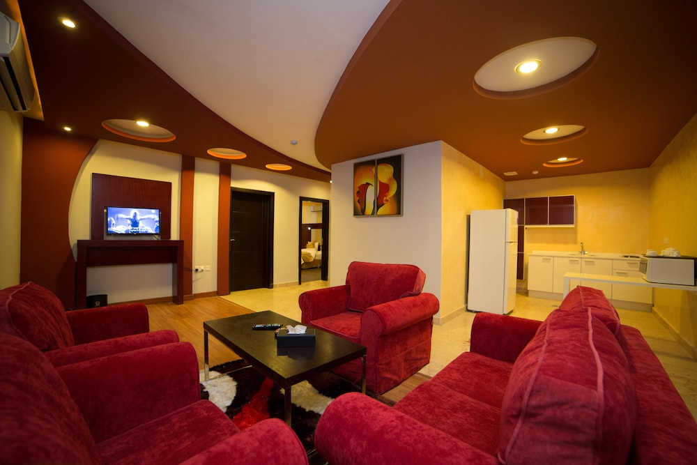 رؤوم إن بريدة(Raoum Inn Hotel Apartments Buraydah) 26/35