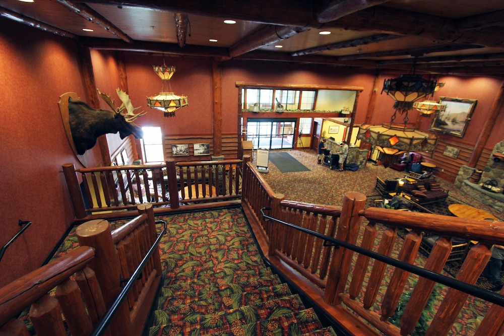 Six Flags Great Escape Lodge Indoor Waterpark 2/50