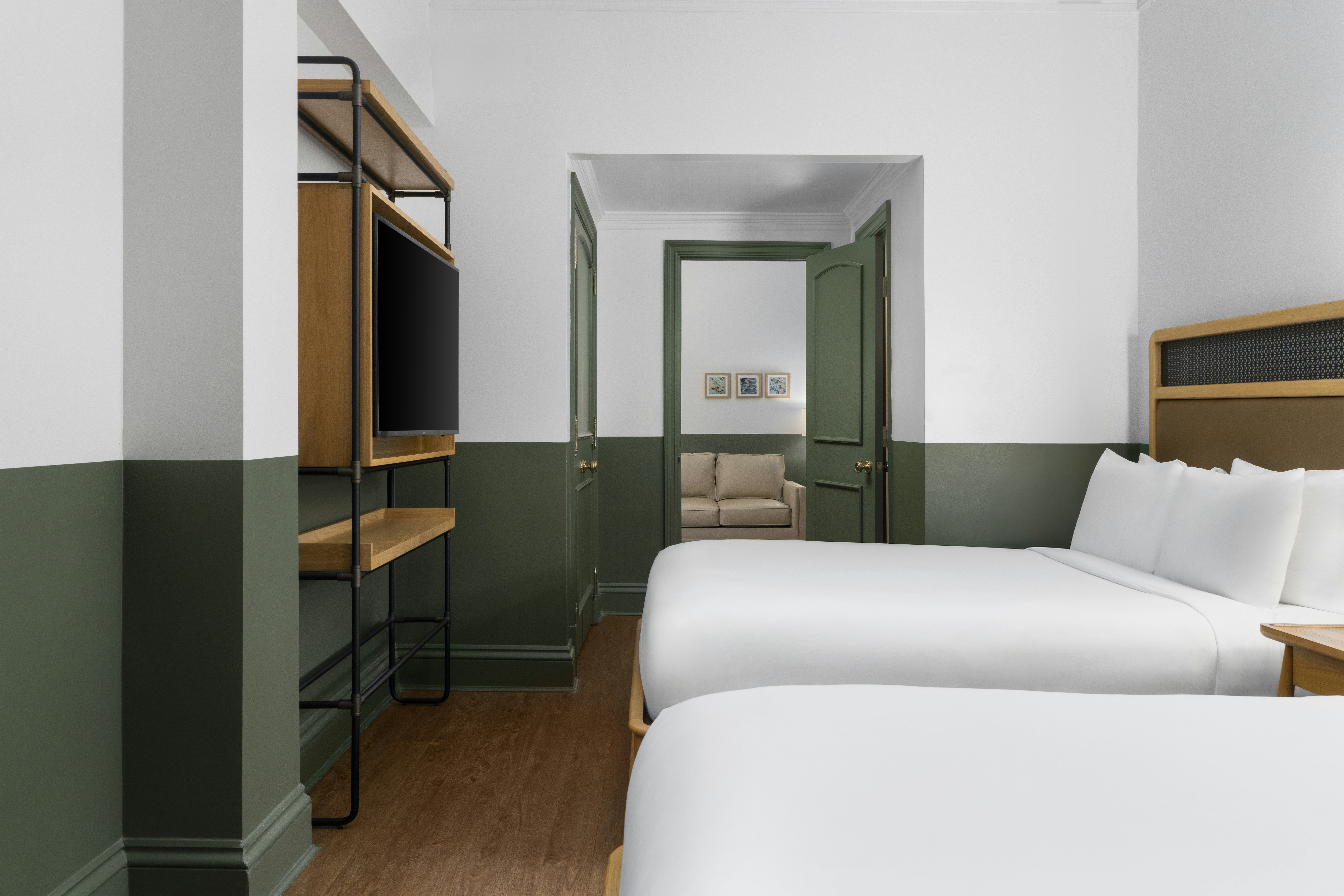 1 BEDROOM, SUITE, 2 QUEEN BEDS