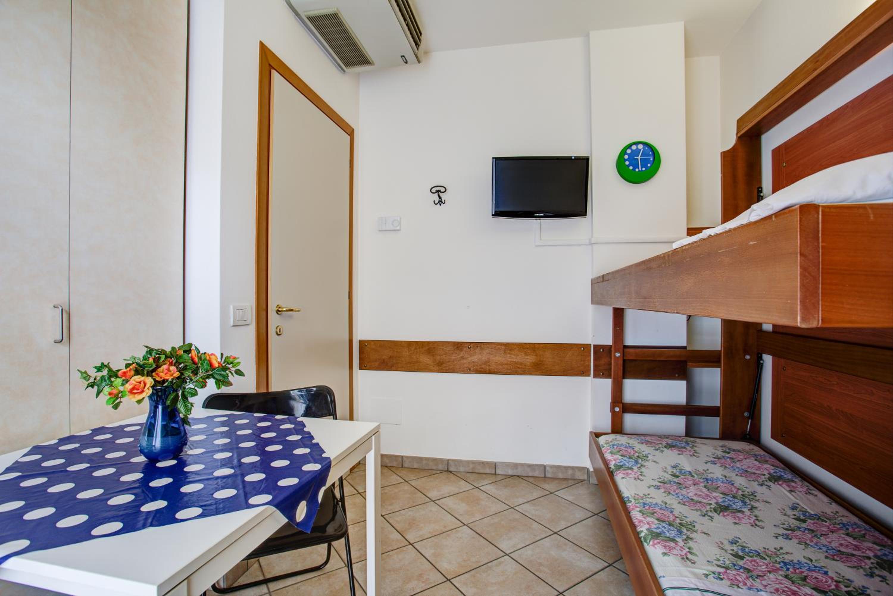 Ancora Hotel and Residence 34/46