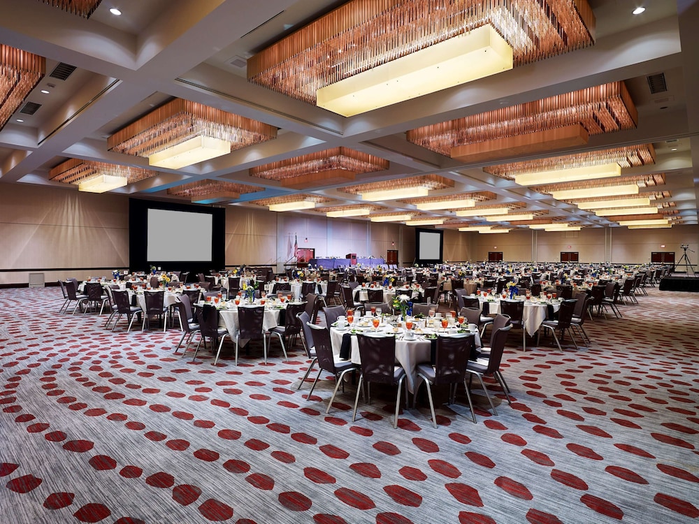 Hyatt Regency Cincinnati 59/66