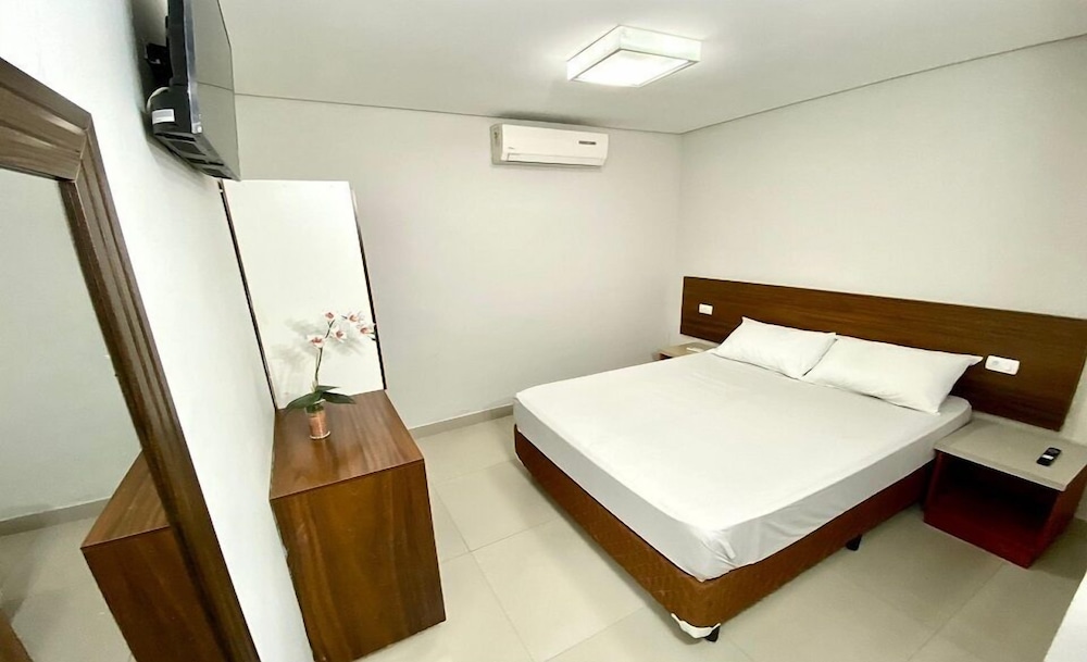 SUPERIOR, DOUBLE BED