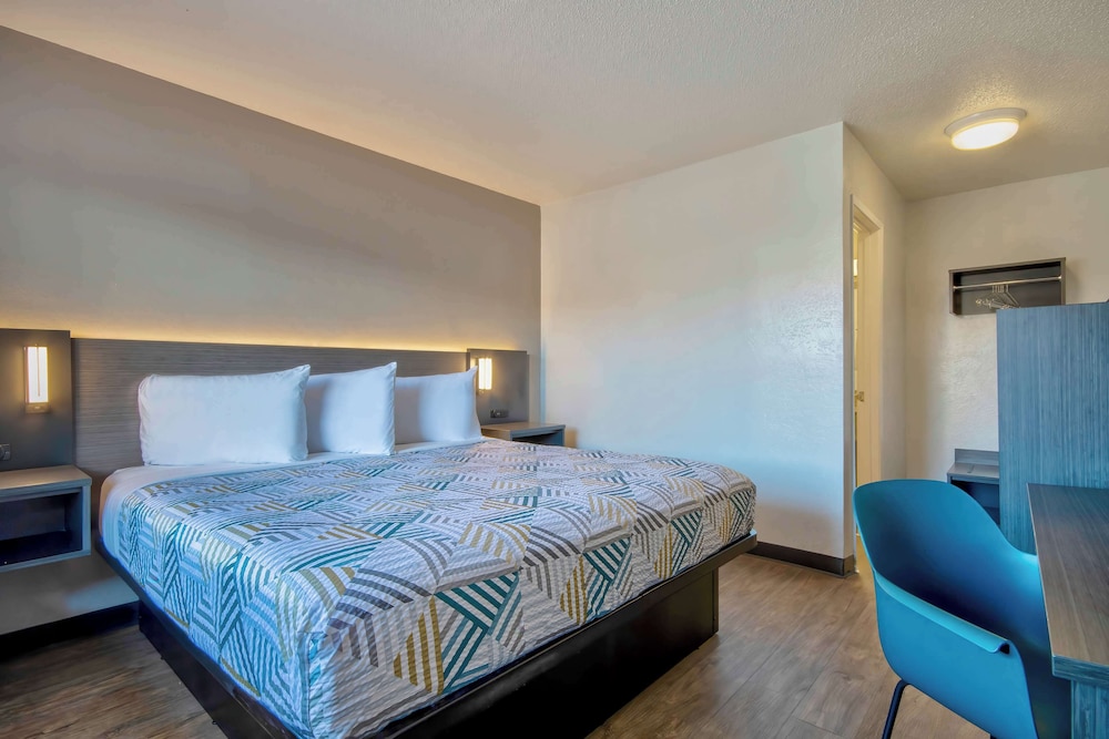 Motel6 Santa Fe, NM 23/43