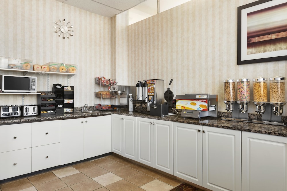 Travelodge by Wyndham, North Battleford 39/47