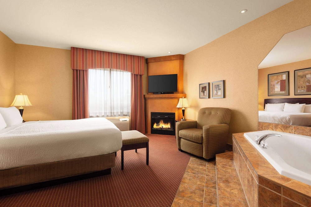 Days Inn by Wyndham Swift Current 10/41