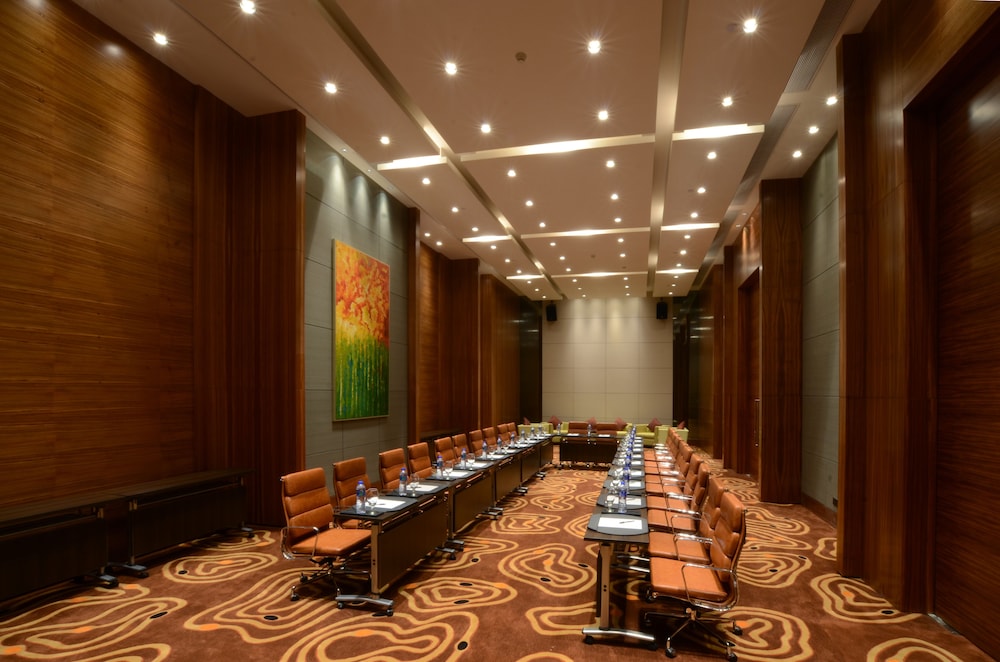 Pullman Dongguan Changan 65/69