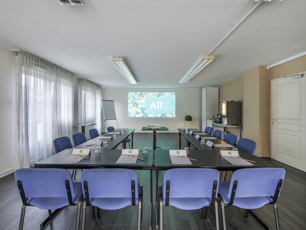 Ibis Styles Marennes Oleron 40/53