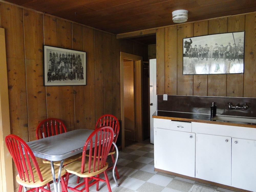 Shakti Cove Cottages 7/58