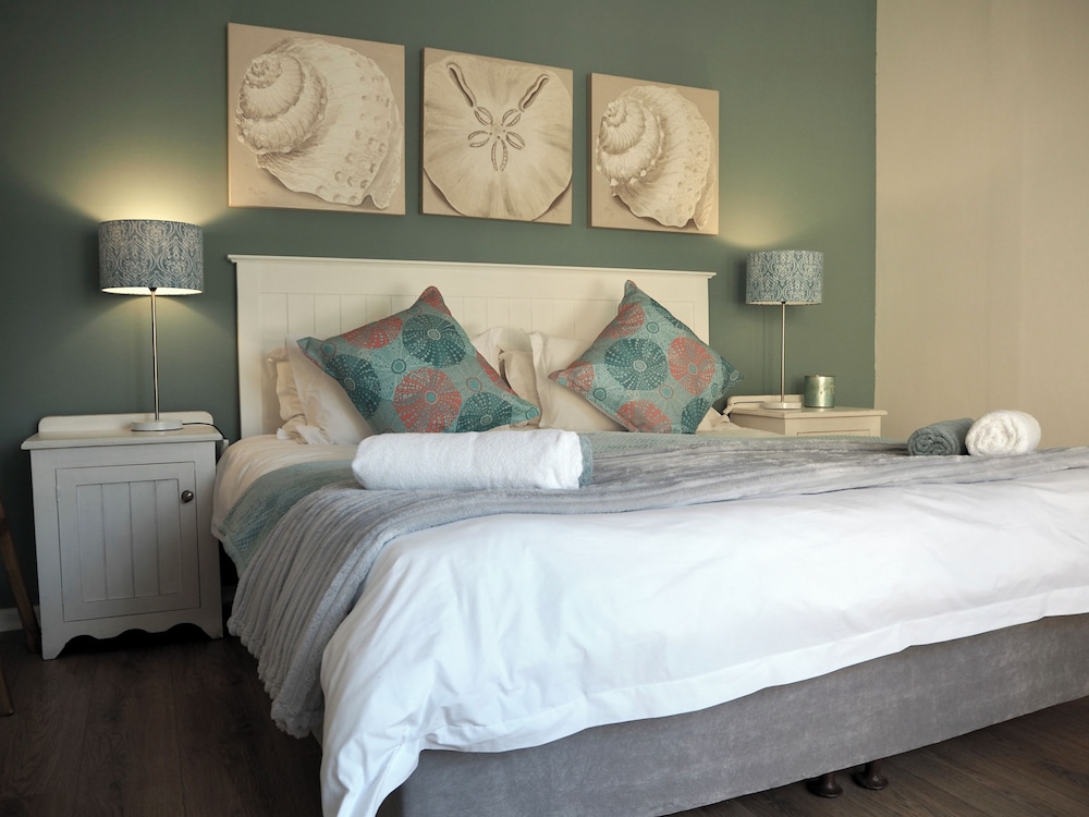 African Breeze Guesthouse 7/50