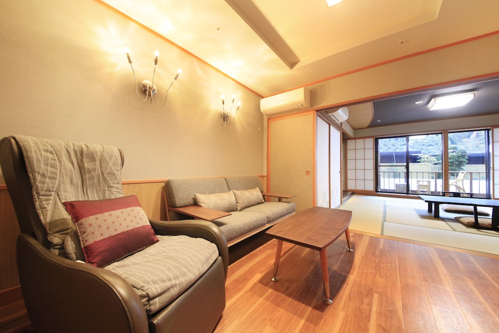 Hotel Okada 27/48