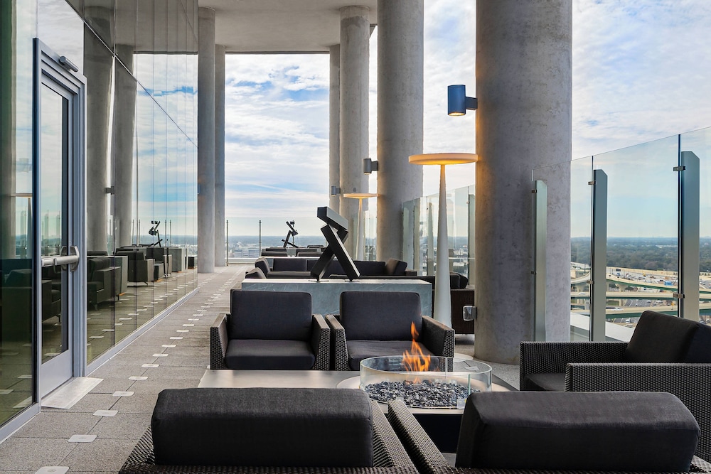 AC Hotel by Marriott Orlando Downtown 30/56