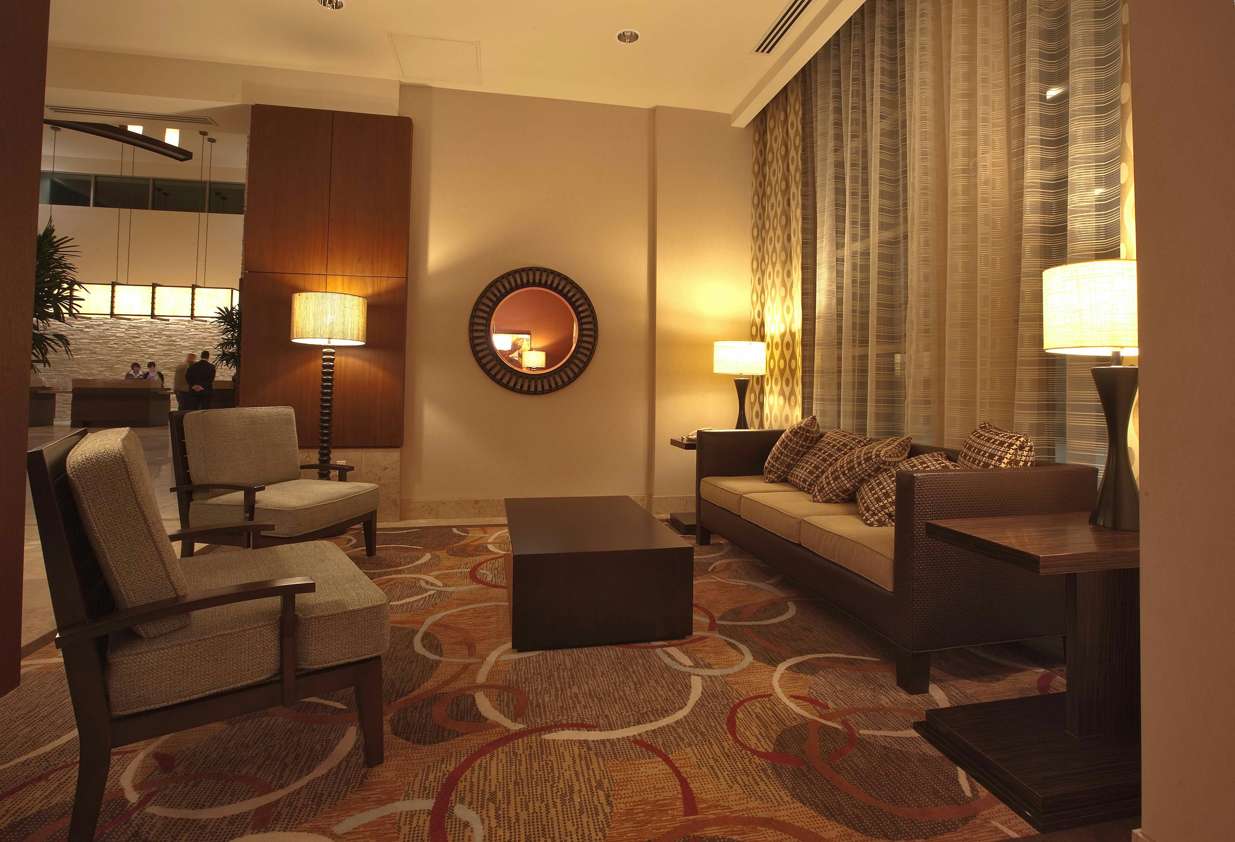 Embassy Suites Palmdale 30/63