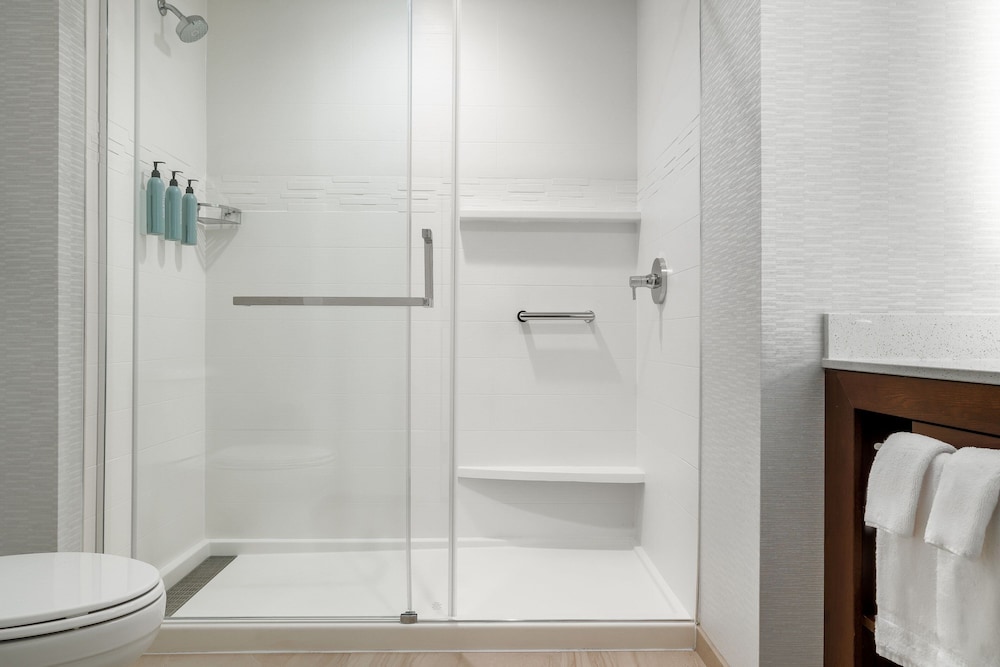 Residence Inn by Marriott Anaheim Brea 44/49