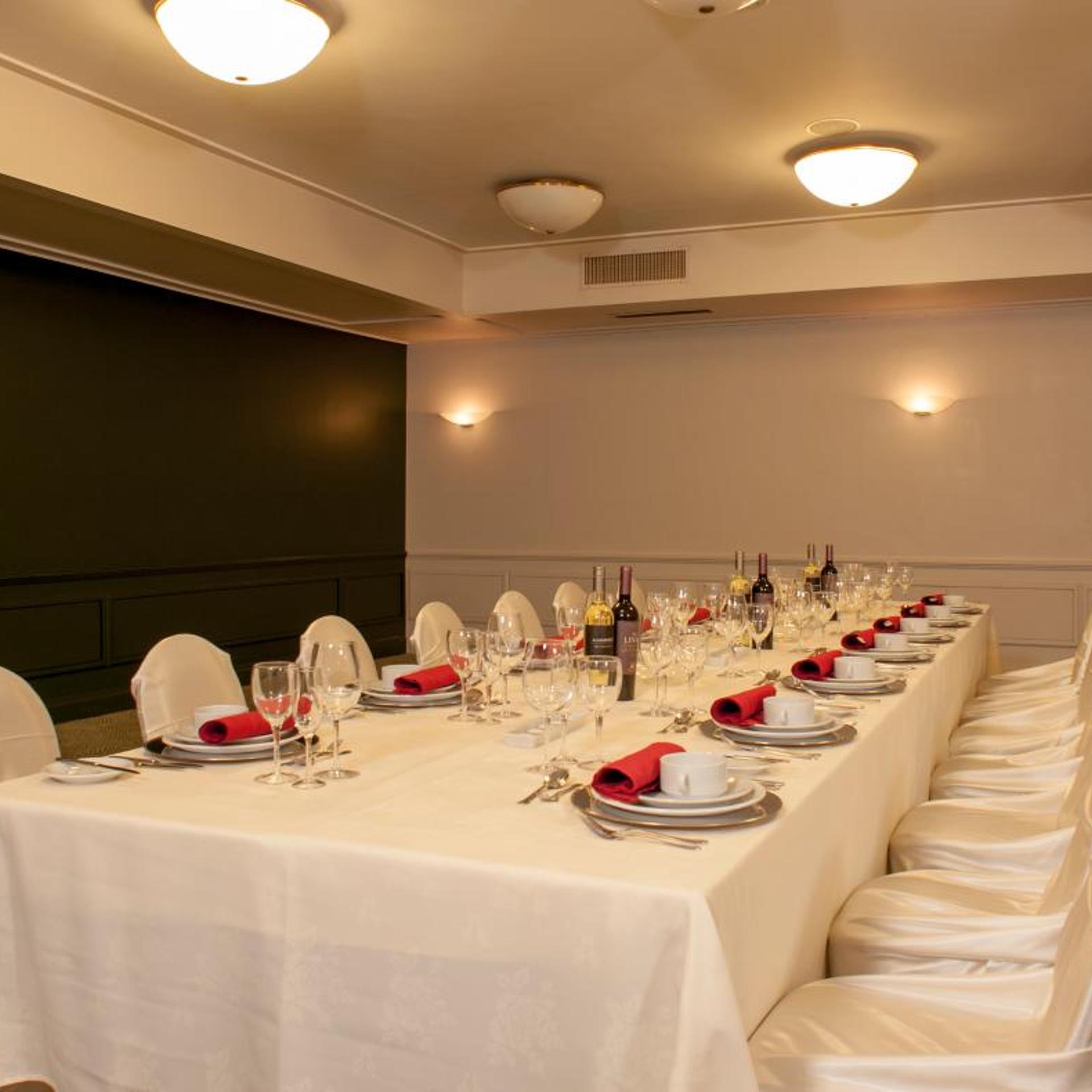 Austral Plaza Hotel 18/57