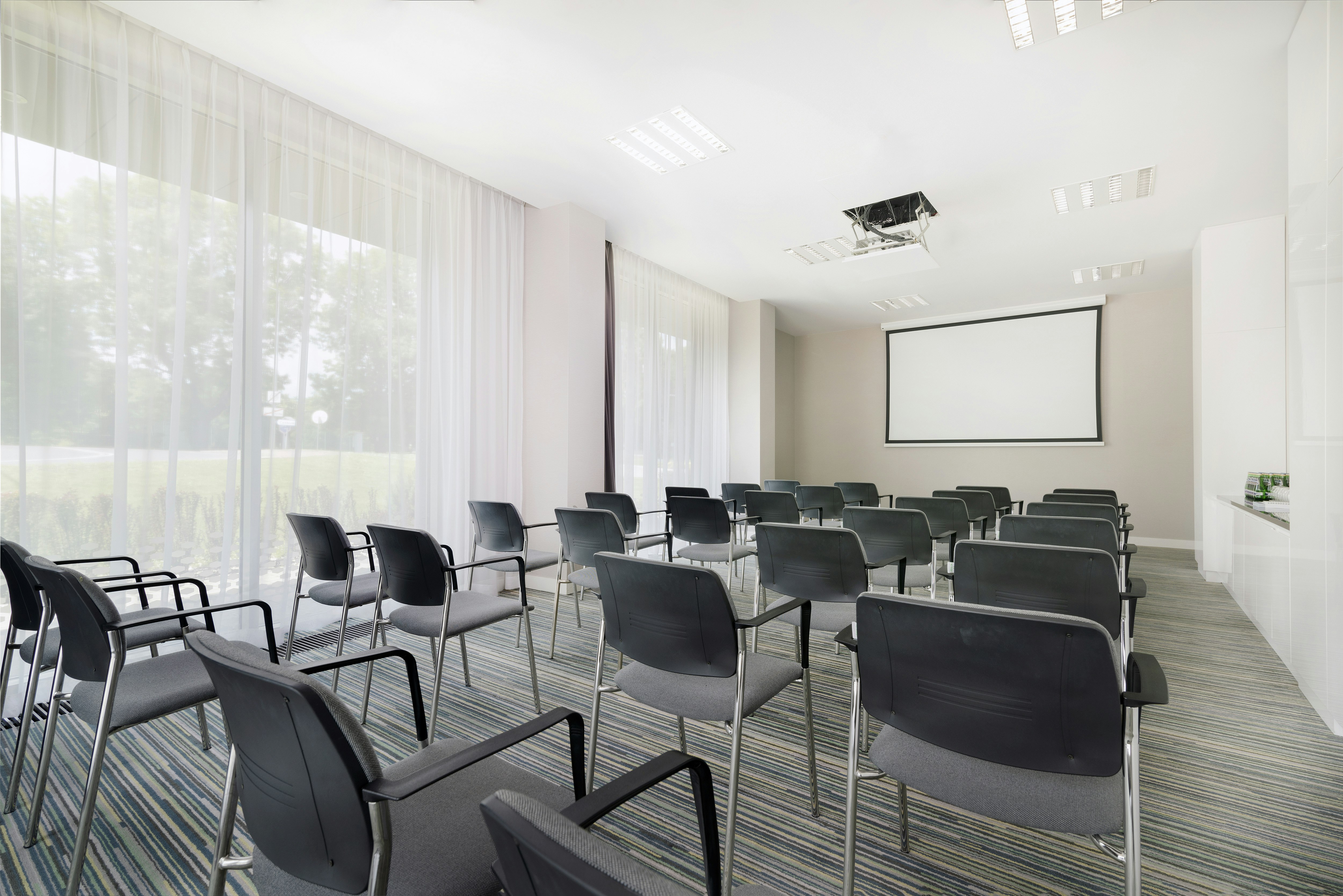 Hampton By Hilton Krakow 17/24