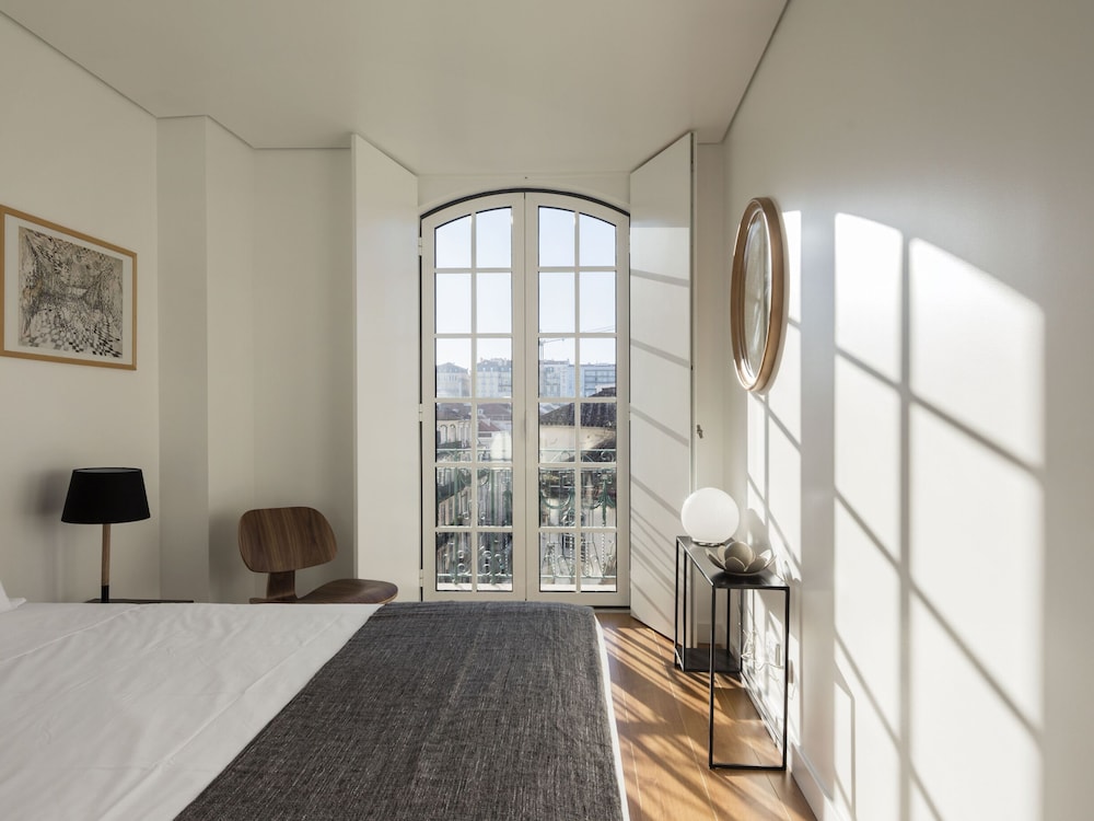LISBON SERVICED APARTMENTS BAIXA CASTELO 22/74
