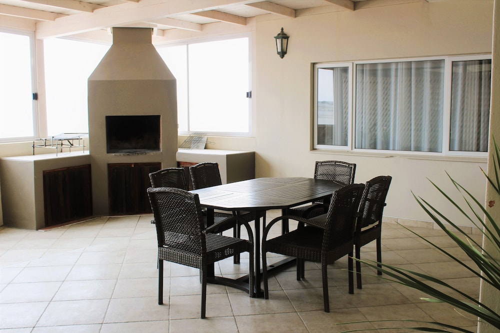 Atlantic Villa Boutique Guesthouse 57/71