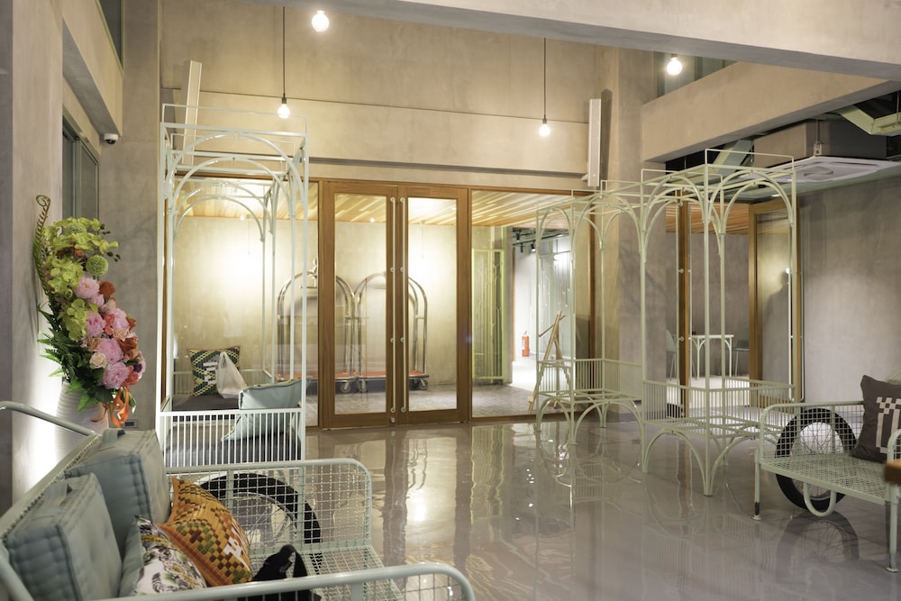 Samsen Street Hotel 24/44
