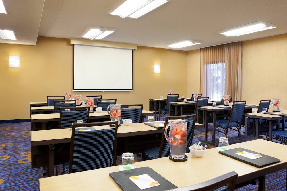 Courtyard by Marriott Denver Tech Center 35/50