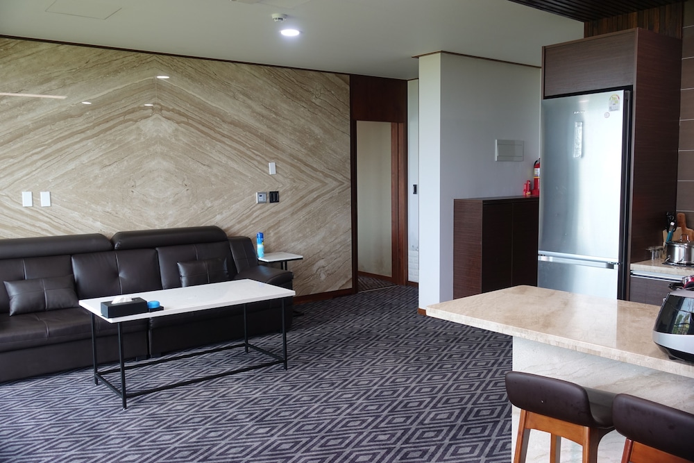 The Jun Pension Jeju 22/42