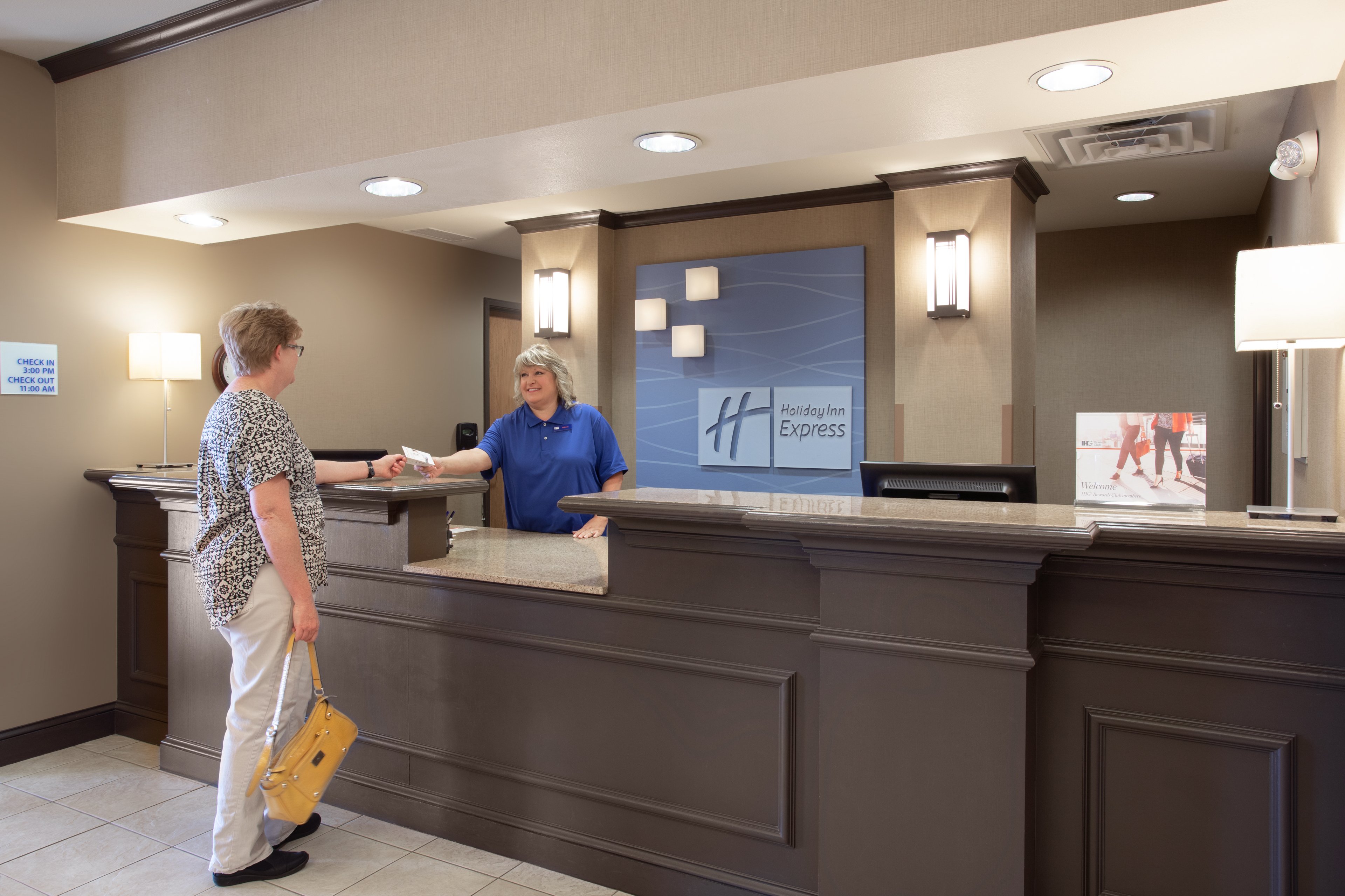 Holiday Inn Express Hotel Suites Yankton 13/71