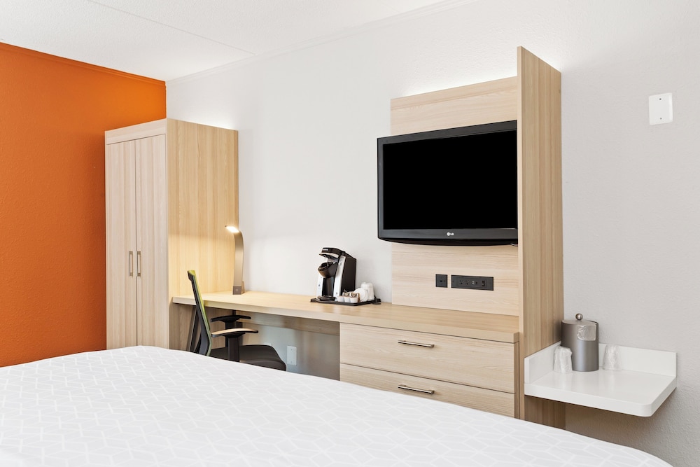 Holiday Inn Express Hopewell - Fort Lee Area, an IHG Hotel 17/40