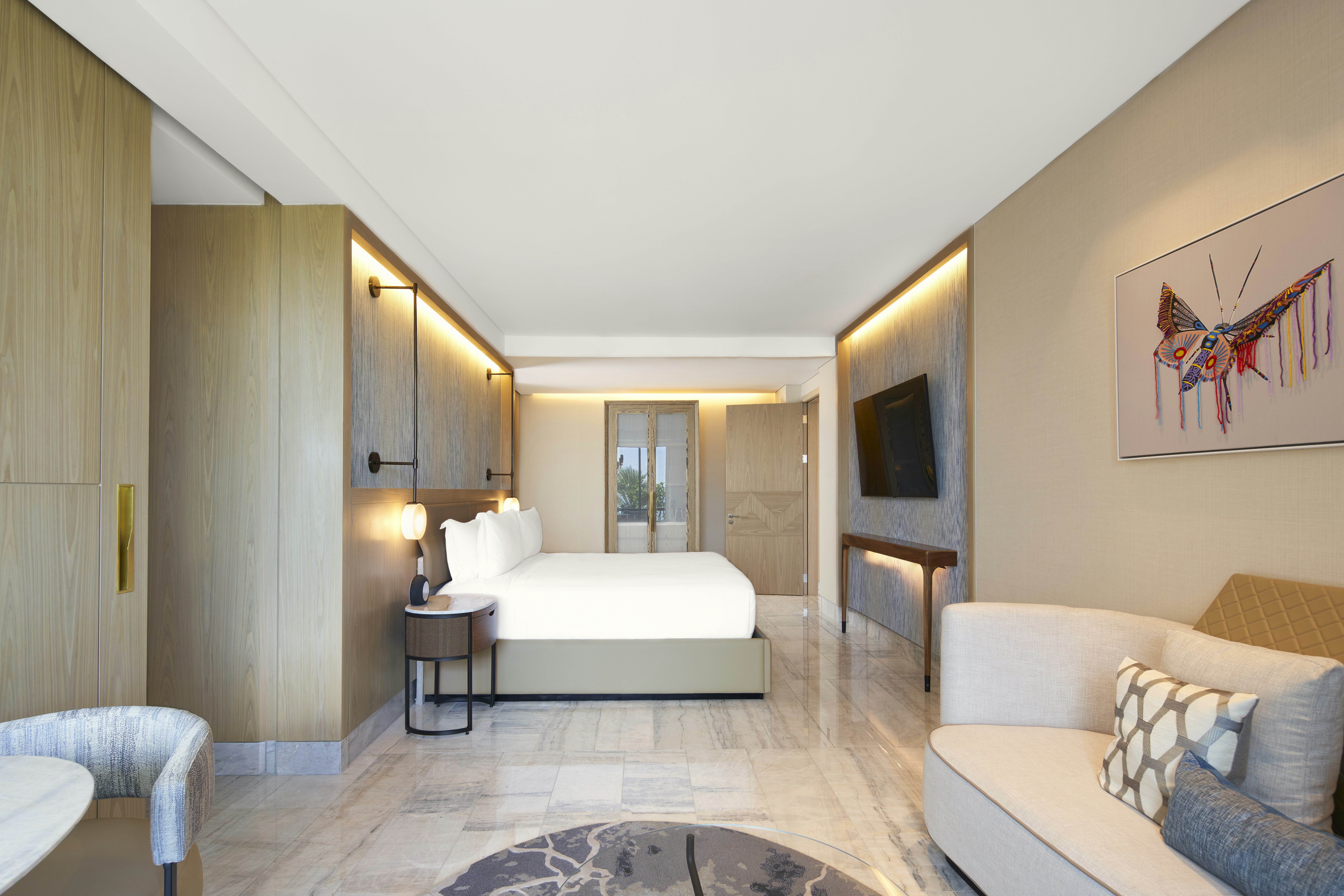 Riviera, Suite 3/3