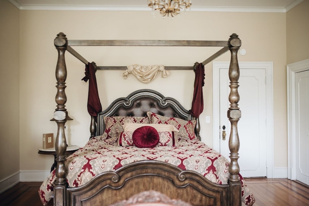 1912 Bed and Breakfast 21/59